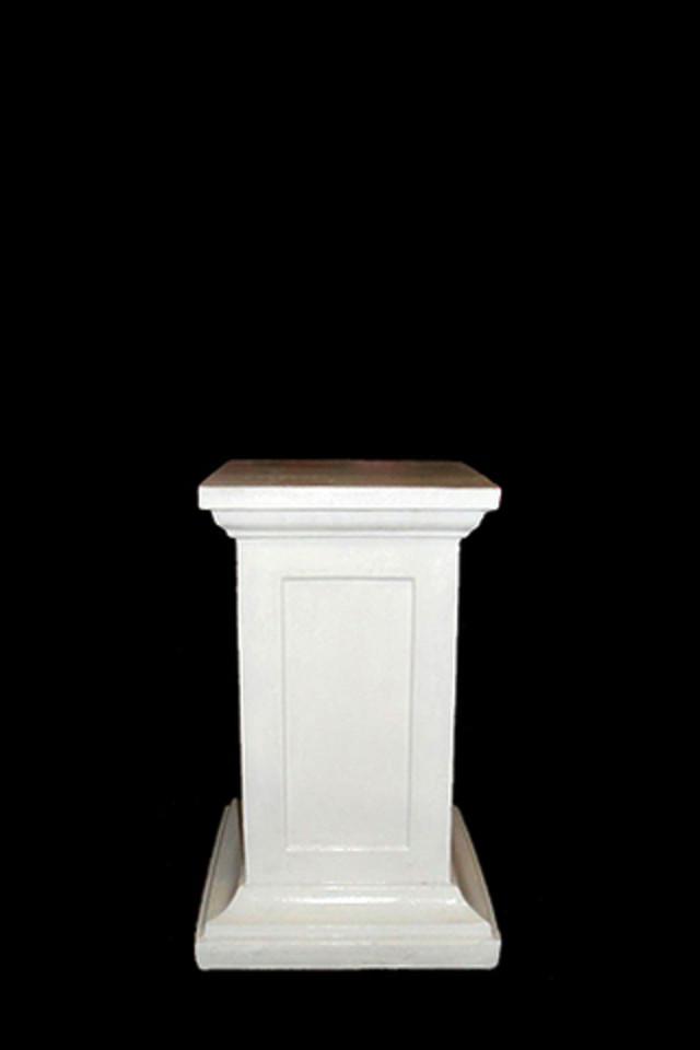 Small Gloss Pedestal Standard Hire