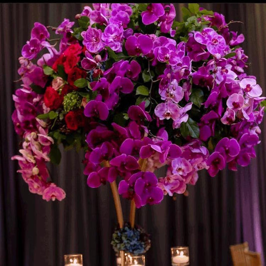 Enchanting Elegance: Exquisite Wedding Centerpieces for Hire