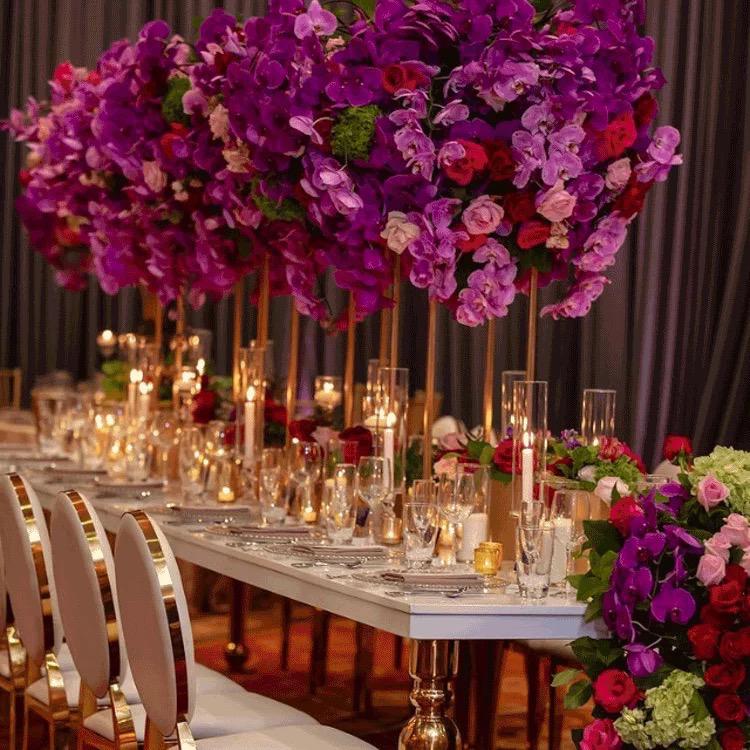 Elegance Blooms: Wedding Table Centerpieces