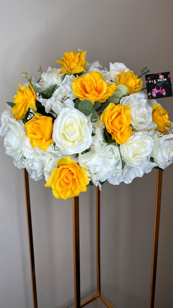 Elegant Gold Geometric Wedding Stand with Custom Flower Arrangement - Rental Service